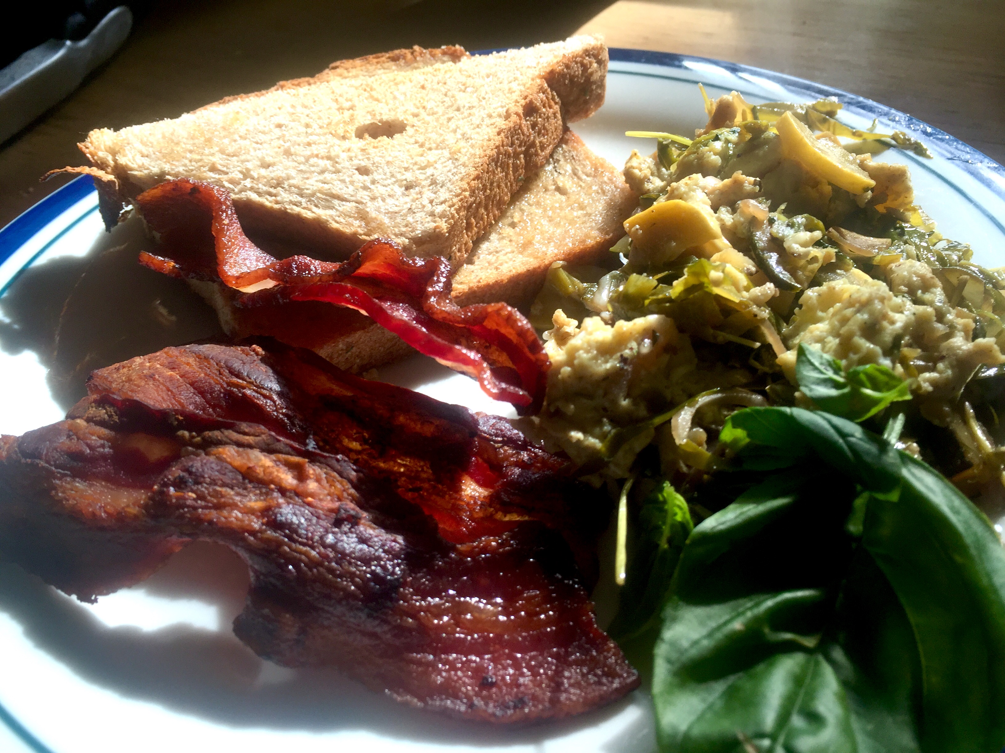 Veggie Scramble, Bacon, Toast