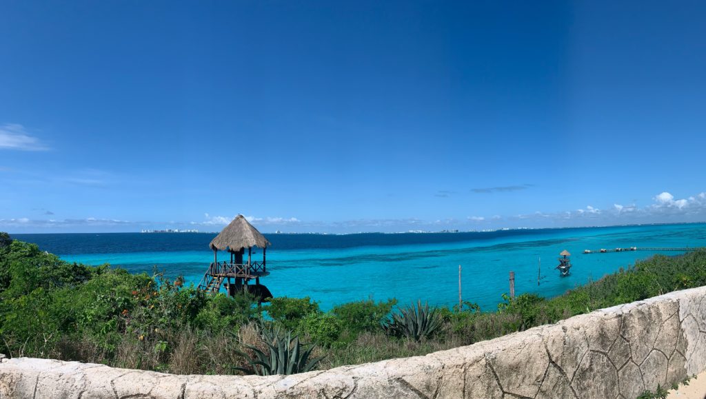 The view of the Caribbean from Isla Mujeres South Point